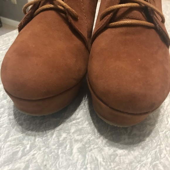 🎆 Bamboo fringe boho faux suede wedge ankle bootie - Picture 2 of 7